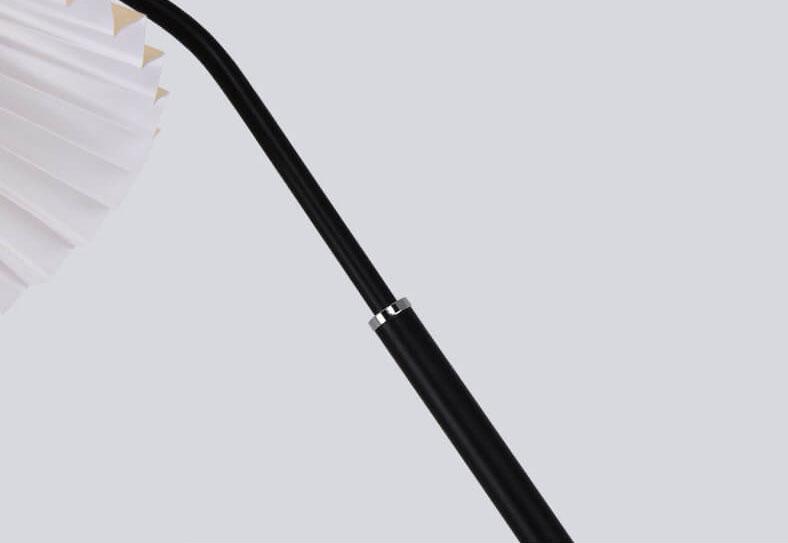 Minimalist Fabric Pleated Shade 1-Light Standing Floor Lamp