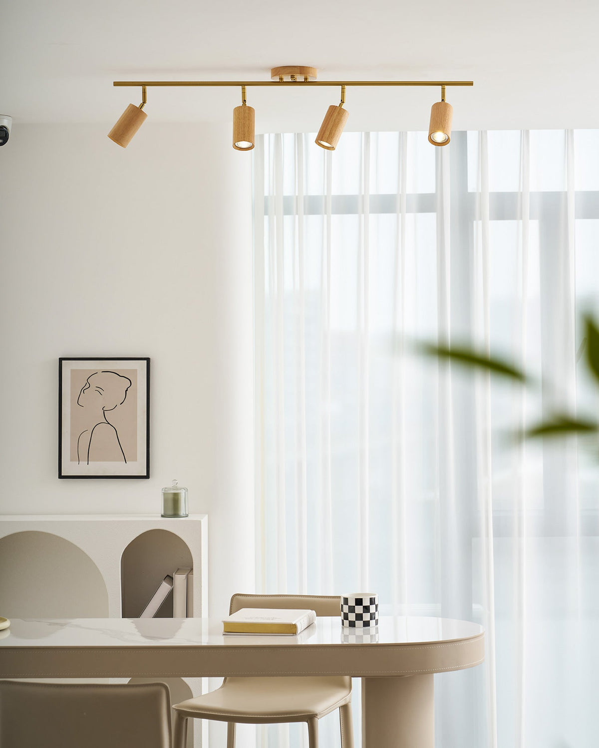 Ash Wood LED Ceiling Spotlight – Adjustable Modern Sustainable Light