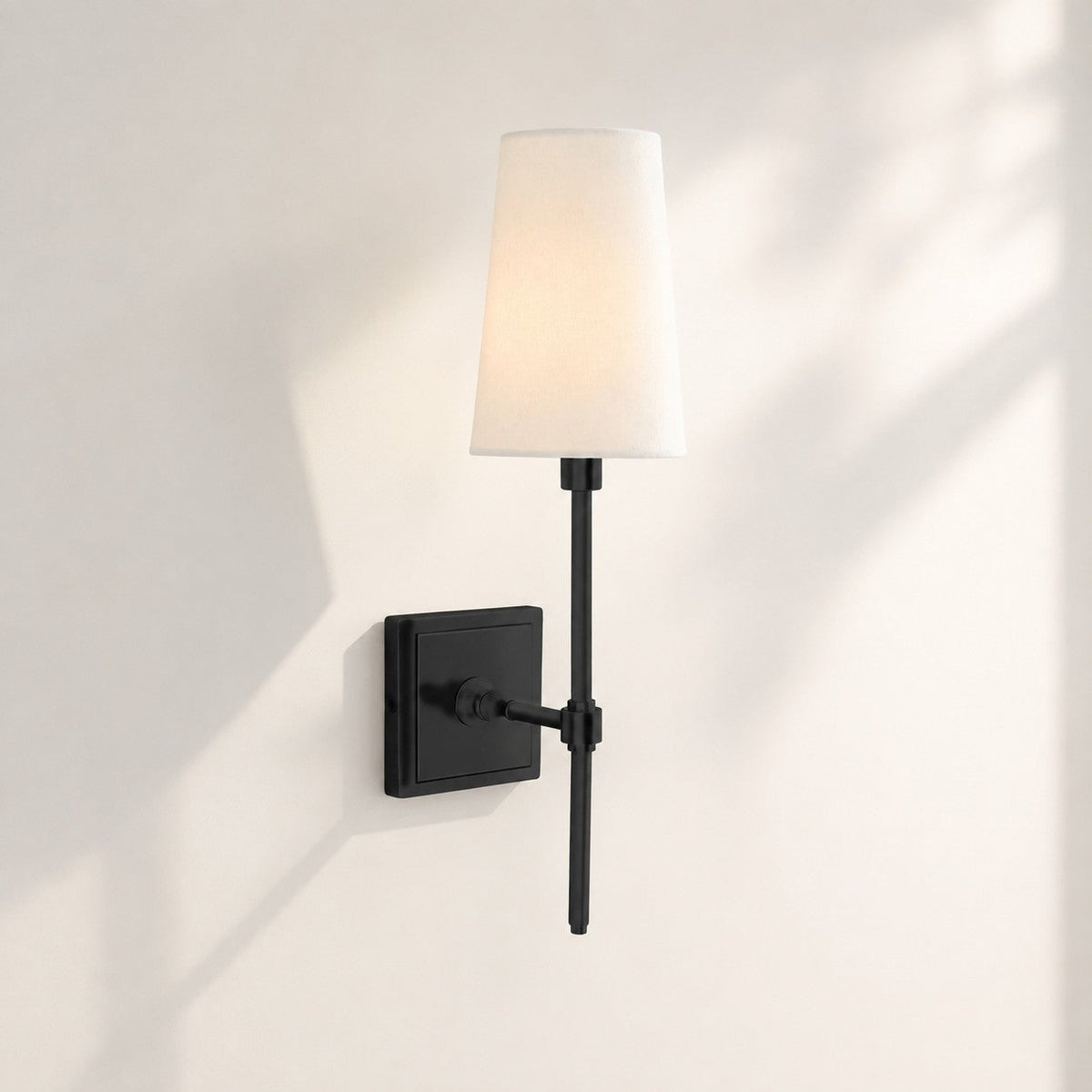 Linen Shade Wall Lamp – Retro Brass Wall Light for Bedroom & Hallway
