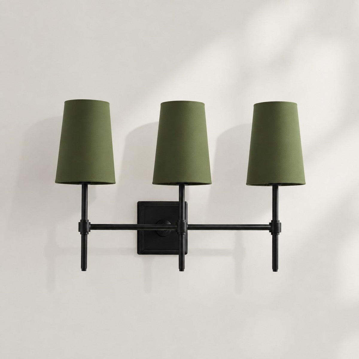 Linen Shade Wall Lamp – Retro Brass Wall Light for Bedroom & Hallway