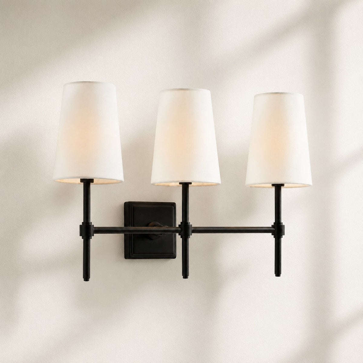 Linen Shade Wall Lamp – Retro Brass Wall Light for Bedroom & Hallway