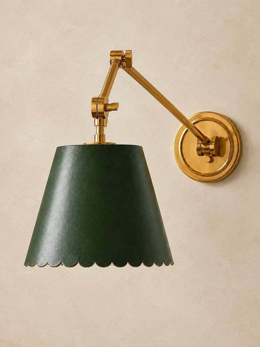 Foldray Scalloped Leather Drum Shade Wall Sconce – Modern Rustic Wall Light for Bedroom