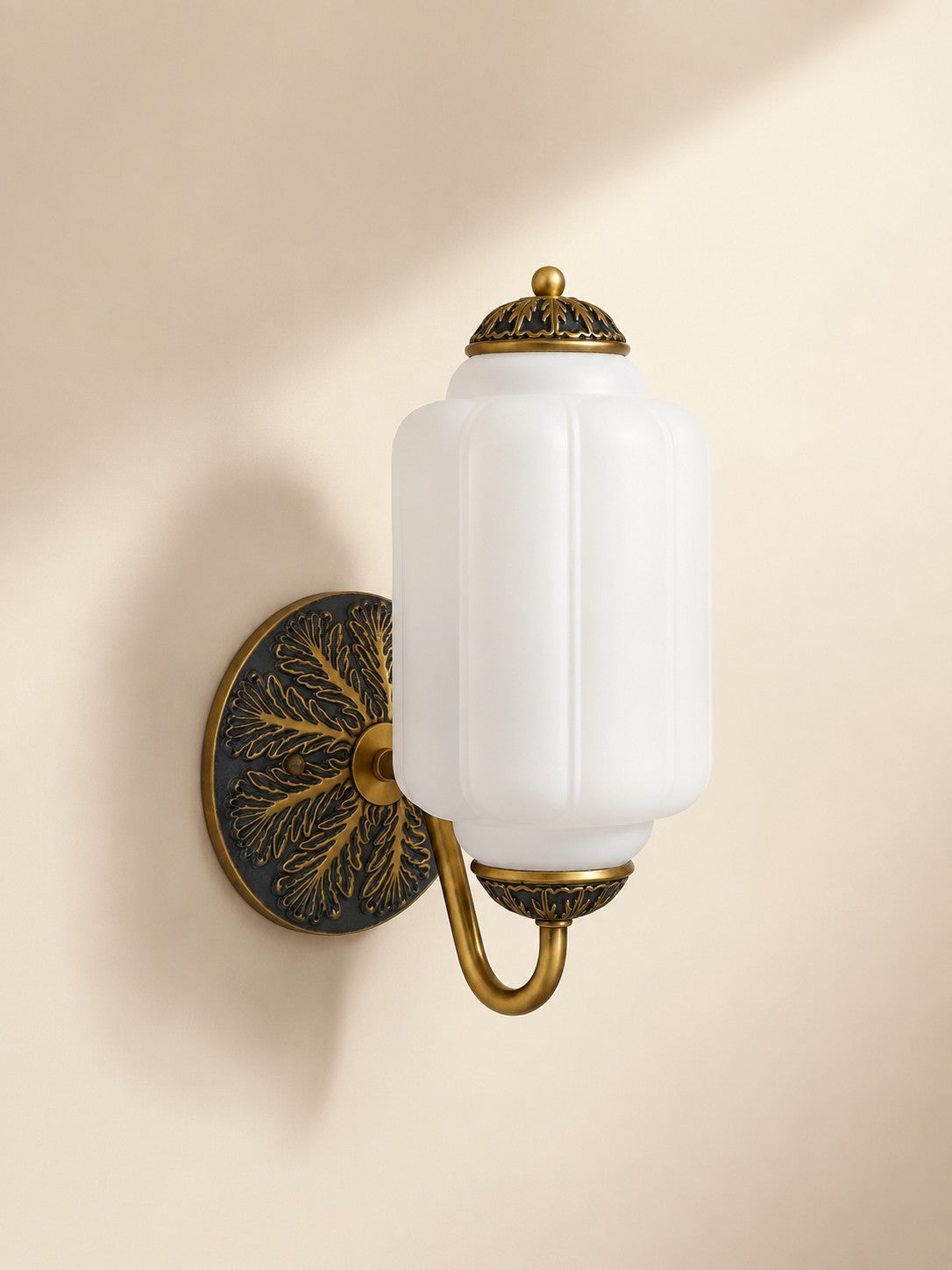 Vintage Milk Glass Sconce Bedside Hallway Eloise Wall Sconce