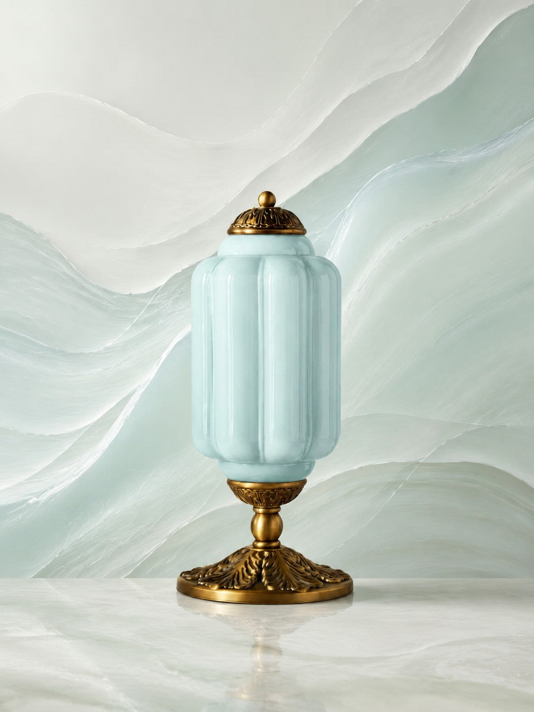 Scallop Glass Shade Vintage-Inspired Table Lamp for Bedroom and Living Room Accent Lighting