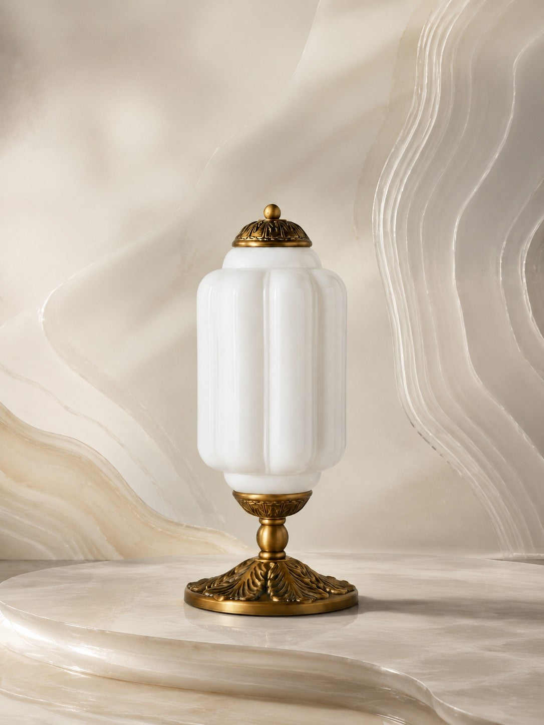 Scallop Glass Shade Vintage-Inspired Table Lamp for Bedroom and Living Room Accent Lighting