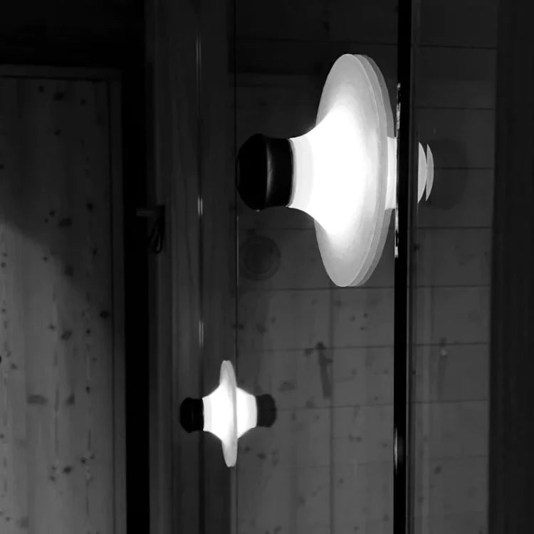 Rechargeable LED lamp with adjustable brightness