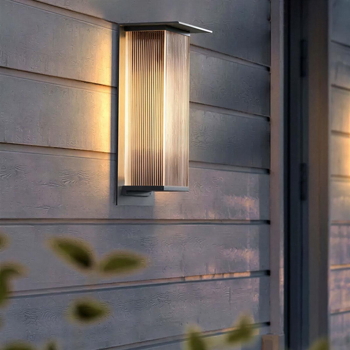 Outdoor Rectangular Box Wall Light for Porch and Patio Use