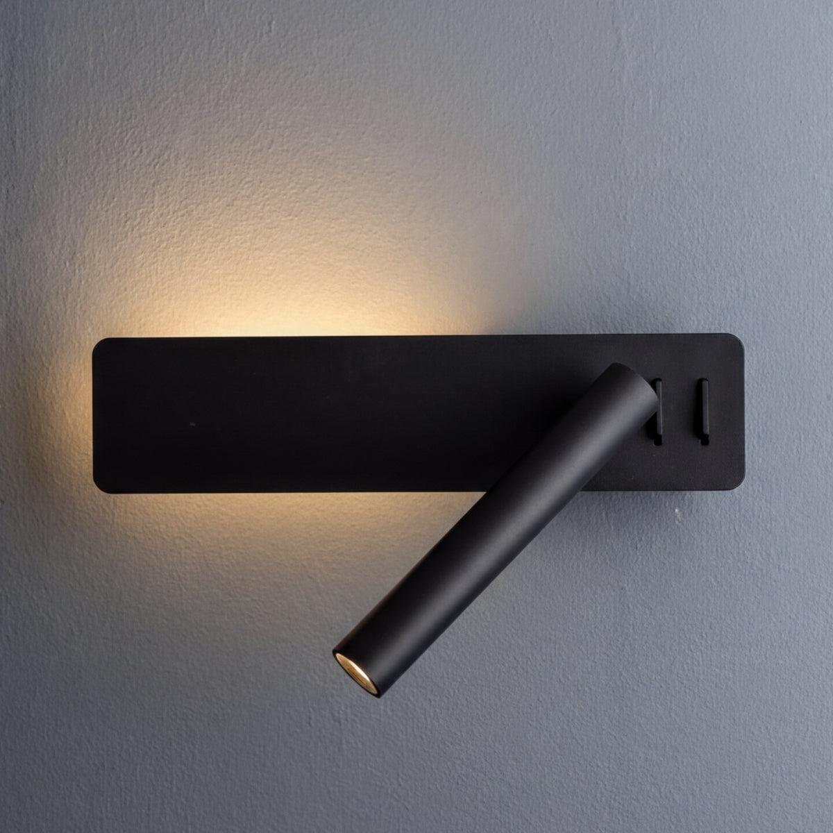 Reading Wall Mounted Light With Adjustable Integrated Focused Beam