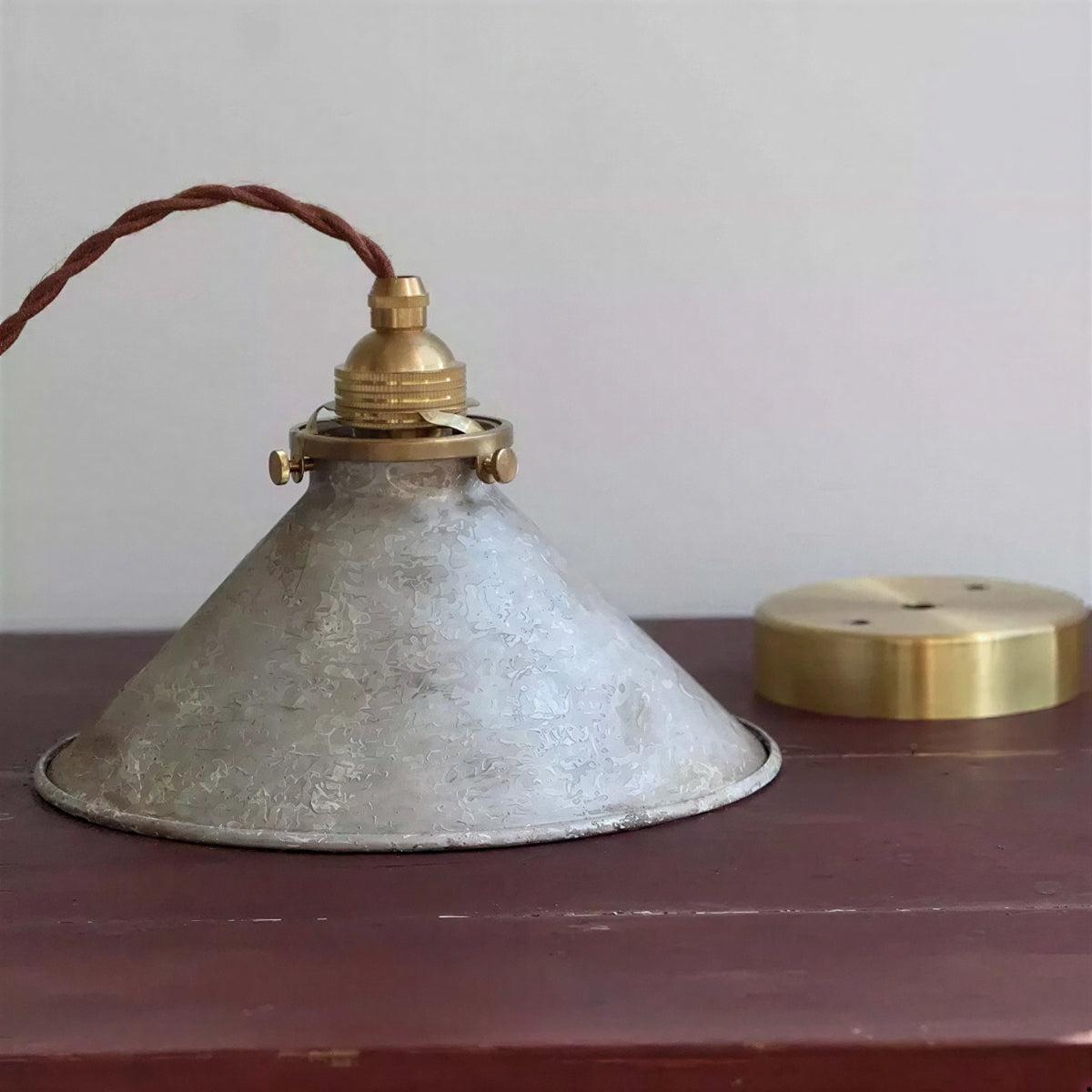 Rustic Kitchen Island Pendant Light With Cone Lamp Design