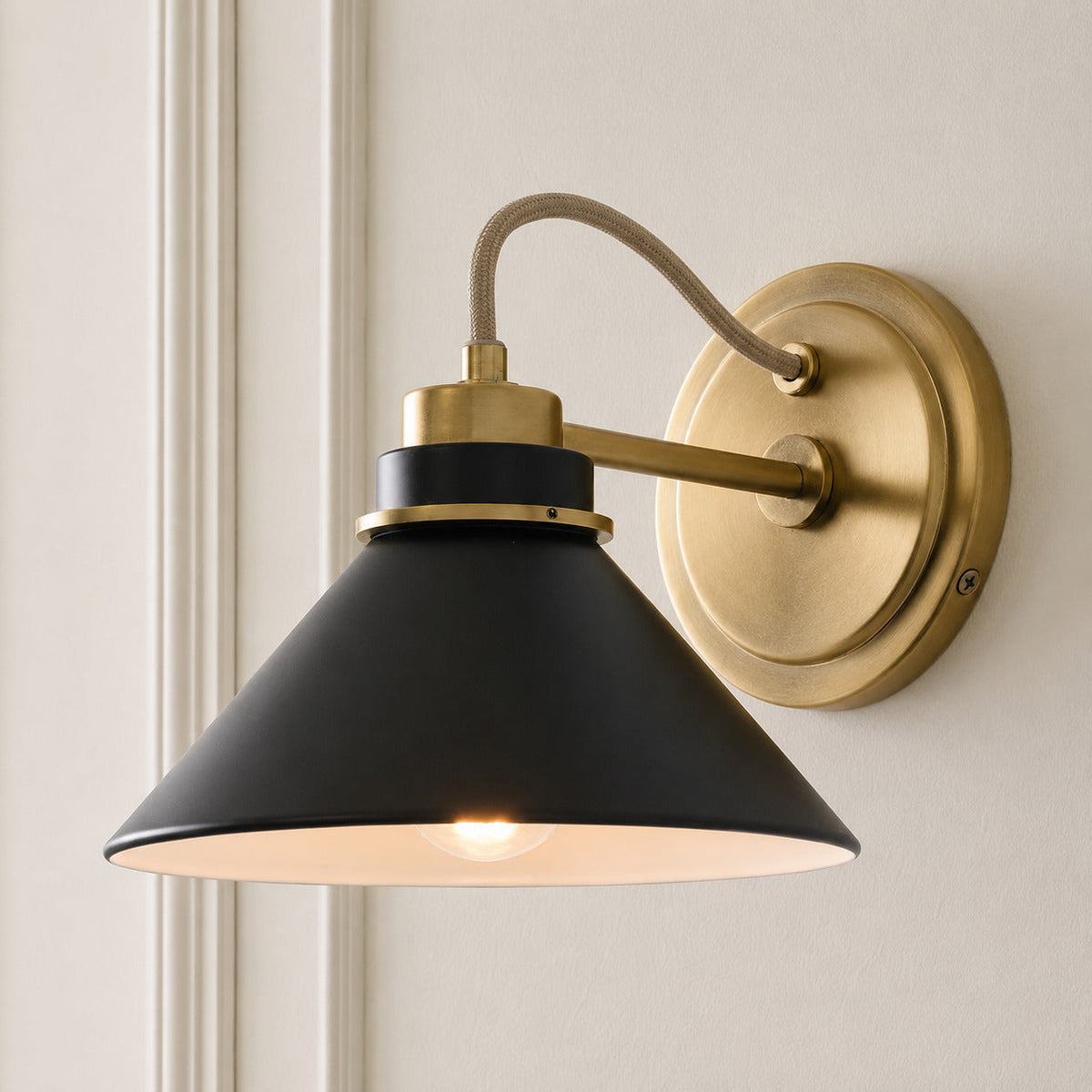Curved Arm Globe Wall Sconce – Modern Industrial Wall Lamp for Bathroom, Bedroom, and Hallway