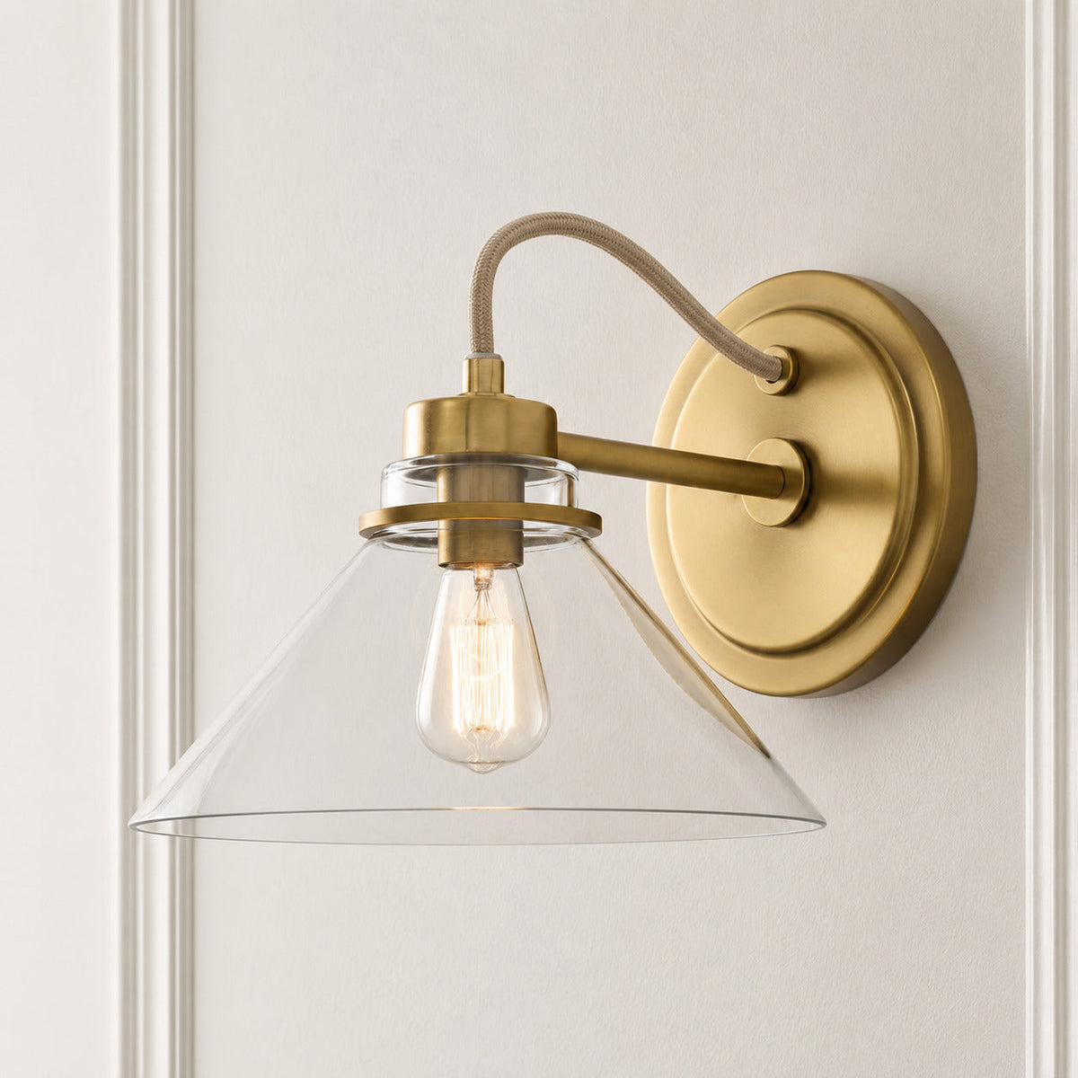 Curved Arm Globe Wall Sconce – Modern Industrial Wall Lamp for Bathroom, Bedroom, and Hallway