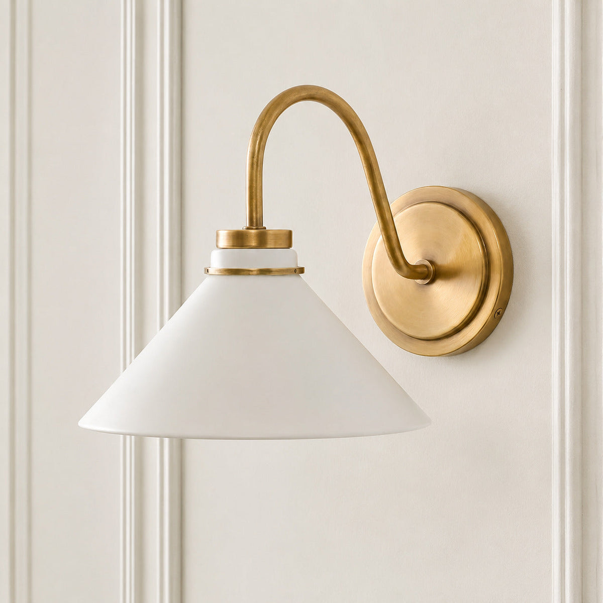 Curved Arm Globe Wall Sconce – Modern Industrial Wall Lamp for Bathroom, Bedroom, and Hallway