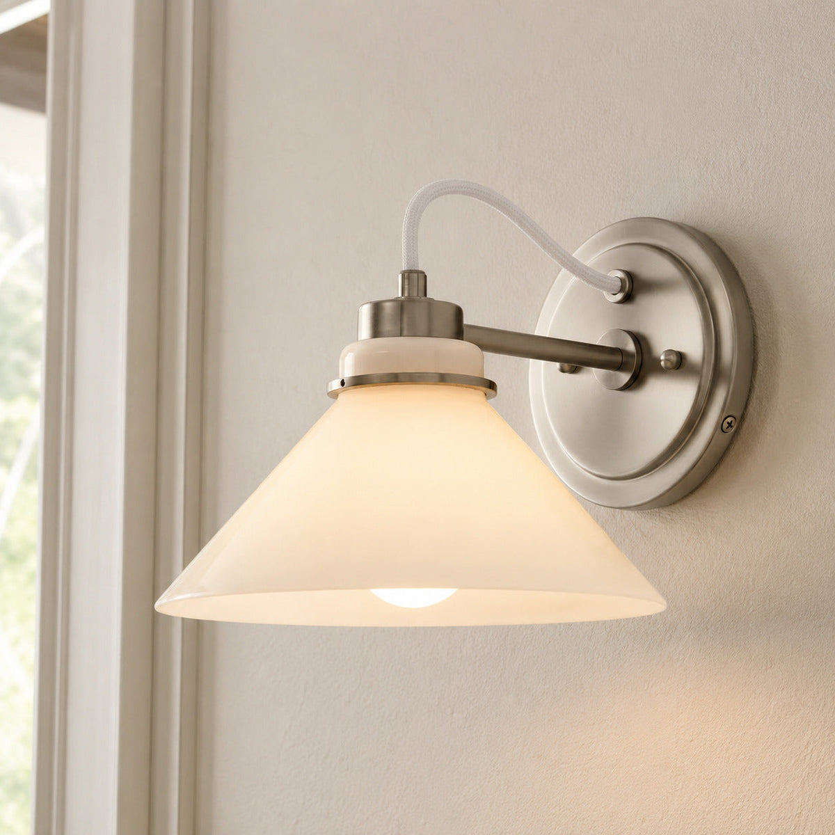 Curved Arm Globe Wall Sconce – Modern Industrial Wall Lamp for Bathroom, Bedroom, and Hallway