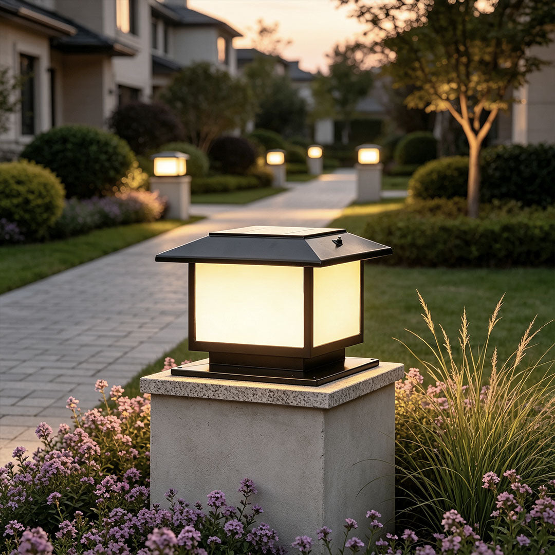 Modern Outdoor Pillar Lights LED Waterproof Fence Lights