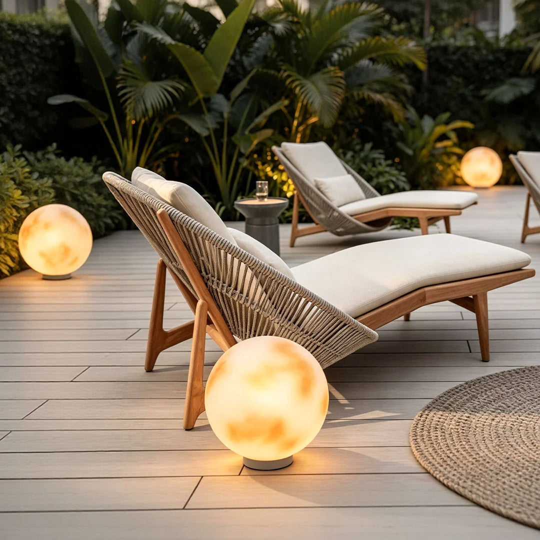 Moon-Shaped Stone Pillar Light Outdoor Decorative Light