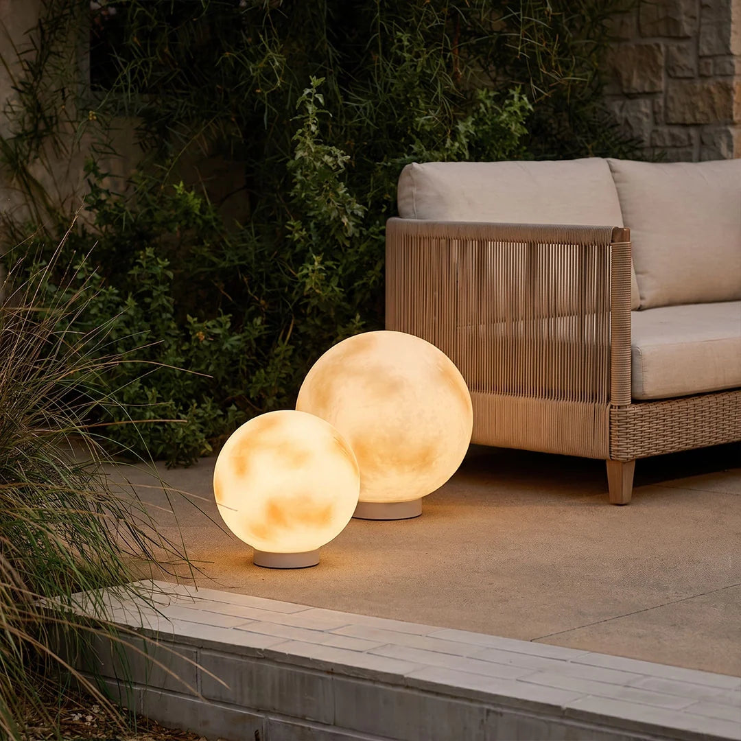 Moon-Shaped Stone Pillar Light Outdoor Decorative Light